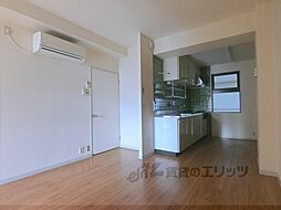 レジデンス岡崎 4階2LDKのリビング/ダイニング