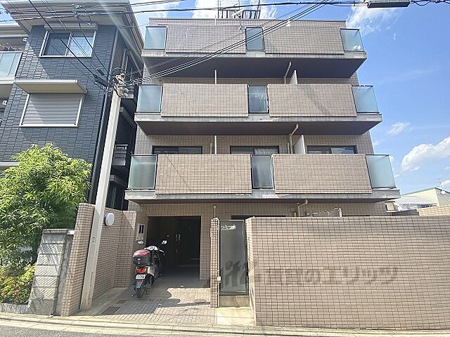 6 / 27