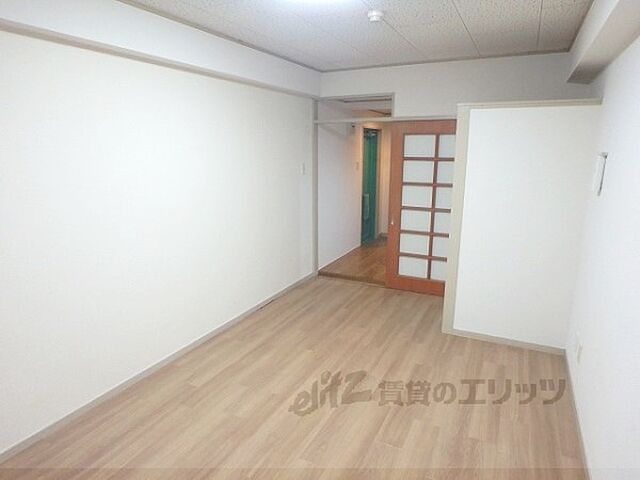 寝室