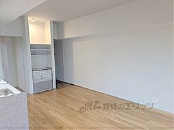 JR東海道・山陽本線 西大路駅 徒歩13分の賃貸マンション 8階1LDKのリビング/ダイニング