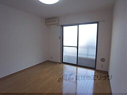 プレジール西ノ京 101 1階1Kのリビング/ダイニング