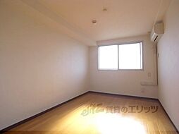 JR山陰本線 円町駅 徒歩9分の賃貸マンション 5階ワンルームのリビング/ダイニング