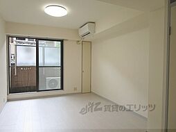 京都地下鉄東西線 京都市役所前駅 徒歩5分の賃貸マンション 1階1Kのリビング/ダイニング