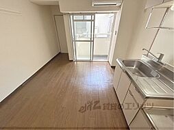 京阪本線 神宮丸太町駅 徒歩6分の賃貸マンション 3階1DKのリビング/ダイニング