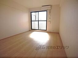 近鉄京都線 上鳥羽口駅 徒歩11分の賃貸マンション 3階1Kのリビング/ダイニング