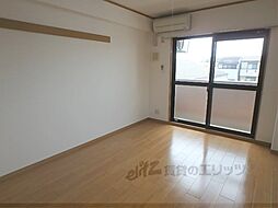 近鉄京都線 竹田駅 徒歩2分の賃貸マンション 4階ワンルームのリビング/ダイニング