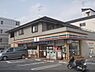 周辺：セブンイレブン　山科椥辻店まで470メートル