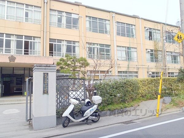 画像23:桃山中学校まで1900メートル