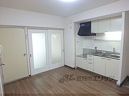 グレイス勧修寺 101 1階2DKのリビング/ダイニング