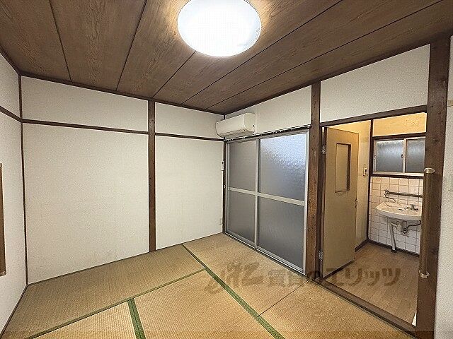 寝室