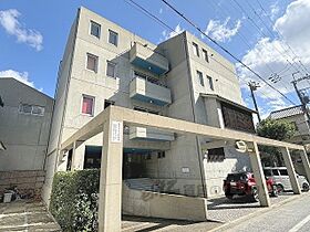 京都府京都市上京区御前通今小路上る馬喰町（賃貸マンション1LDK・1階・61.00㎡） その1