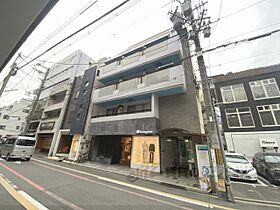 京都府京都市中京区六角通柳馬場東入ル井筒屋町（賃貸マンション2K・5階・29.92㎡） その1