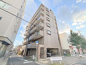 京都府京都市上京区一条通御前通西入西町（賃貸マンション1K・7階・20.30㎡） その1