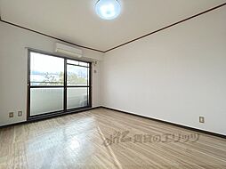 京福電気鉄道北野線 宇多野駅 徒歩1分の賃貸マンション 3階1Kのリビング/ダイニング