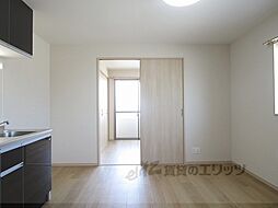 京阪本線 龍谷大前深草駅 徒歩7分の賃貸マンション 4階1LDKのリビング/ダイニング