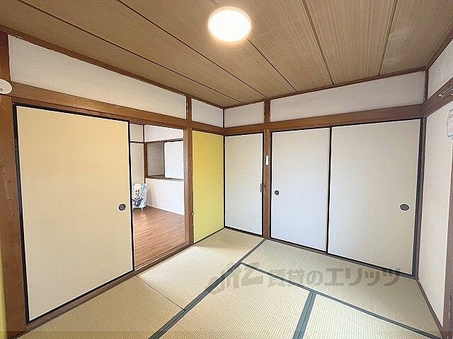 寝室
