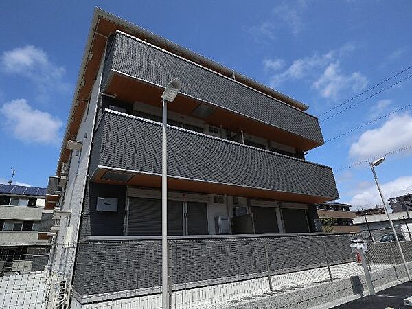 楓　A棟 305｜奈良県奈良市大森町(賃貸アパート1LDK・3階・45.29㎡)の写真 その1