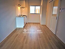 アールエル鳥栖 103 1階1LDKのリビング/ダイニング