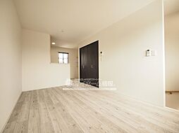 CREDO基山 III102 1階1LDKのリビング/ダイニング