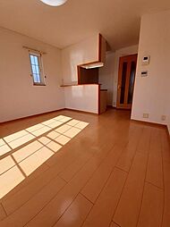 アーデント・サピー 1番館204 2階1LDKのリビング/ダイニング