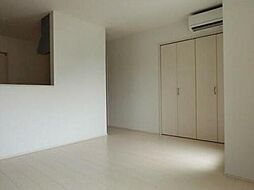 レスパス神埼 II202 2階1LDKのリビング/ダイニング