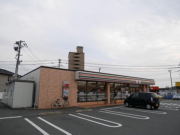 画像10:セブンイレブン神埼吉田店まで約1200ｍ