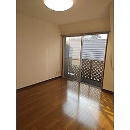 都営大江戸線 東中野駅 徒歩4分の賃貸マンション 3階ワンルームのリビング/ダイニング