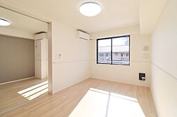 グランコートパル 1階1LDKのリビング/ダイニング