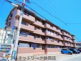 静岡県静岡市葵区竜南1丁目（賃貸マンション3LDK・4階・58.14㎡） その1