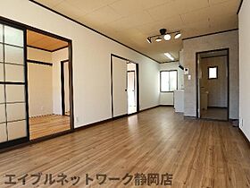 静岡県静岡市葵区秋山町（賃貸マンション2LDK・1階・50.00㎡） その3