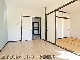 静岡県静岡市葵区西草深町（賃貸マンション3LDK・4階・63.78㎡） その3