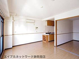 静岡県静岡市駿河区中村町（賃貸マンション1LDK・1階・45.00㎡） その3