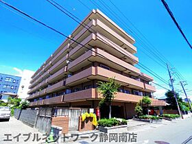 静岡県静岡市駿河区曲金3丁目（賃貸マンション3LDK・3階・82.80㎡） その1