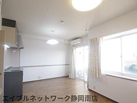 静岡県静岡市駿河区曲金1丁目（賃貸マンション1R・3階・27.93㎡） その4