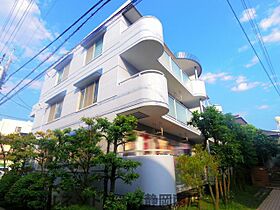 静岡県静岡市駿河区馬渕4丁目（賃貸マンション2LDK・3階・52.92㎡） その1