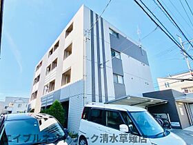 静岡県静岡市葵区瀬名川1丁目（賃貸マンション1K・1階・27.87㎡） その1