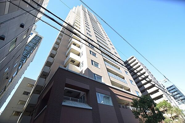 クロスレジデンス大阪新町 ｜大阪府大阪市西区新町１丁目(賃貸マンション1DK・7階・44.66㎡)の写真 その1