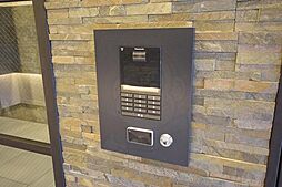 GLUCKMAISON/S-EBIE XI