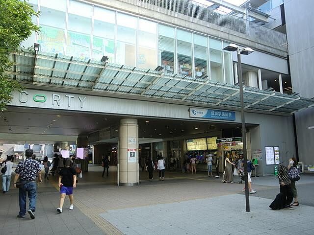 周辺