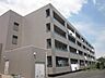 外観：海が近くて開放的