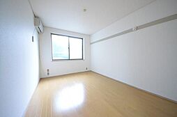 JR中央線 西八王子駅 徒歩16分の賃貸アパート 2階1Kのリビング/ダイニング