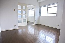 ローズシャトル1号館 3階2DKのリビング/ダイニング