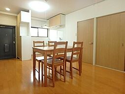 プレイリーハイムII 2階3DKのリビング/ダイニング