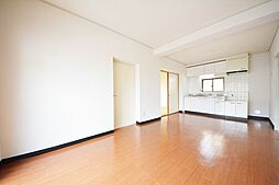 サンライズ西川 2階2LDKのリビング/ダイニング