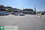 セブンイレブン入間黒須1丁目店 徒歩3分。 210m
