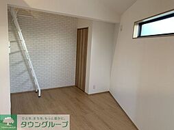 Ｏｕｒｓ　Ｌａｖａｎｄｅ（ウルス・ラヴァンド） 3階1Kのリビング/ダイニング