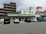ファミリーマート市川二俣店 370m