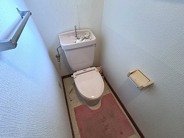 トイレを拡大表示