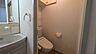 トイレ：こちらがトイレになります。