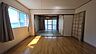 その他：今回のお部屋は角部屋ですので、サイドに過去移行部の窓があります。